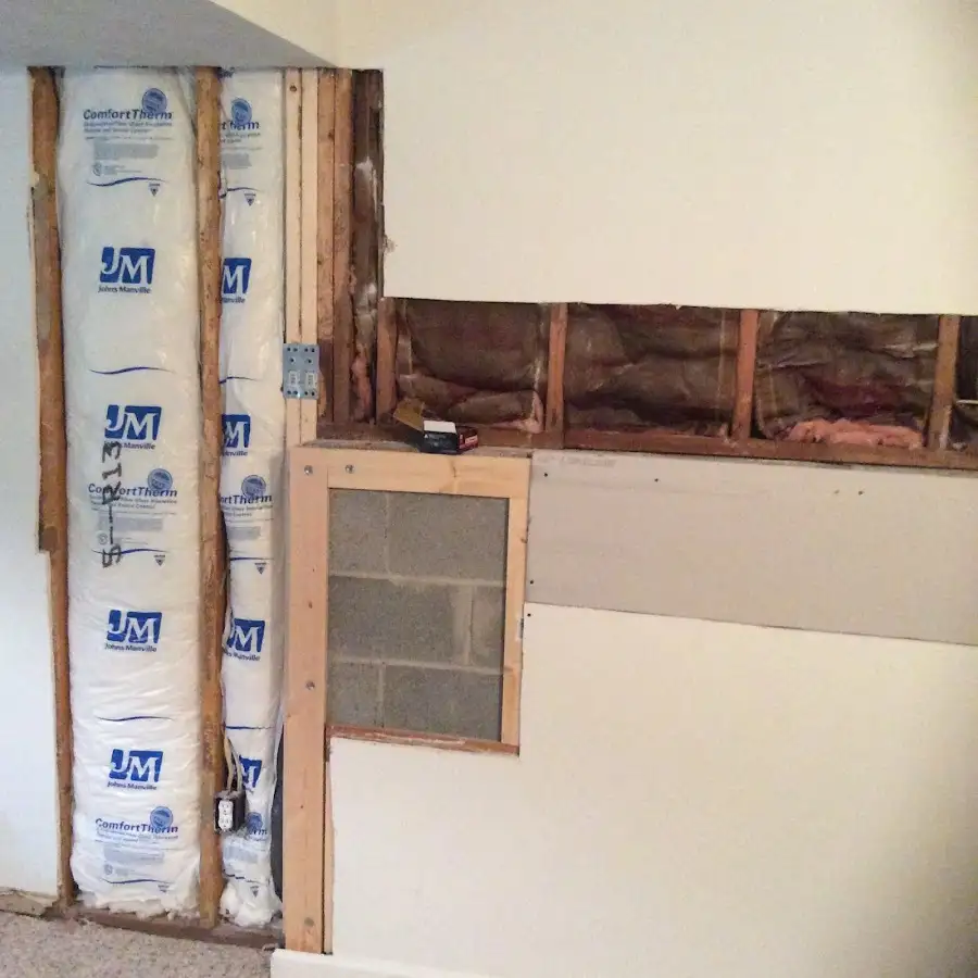 Wall insulation replacement during Structural Drying in Springfield